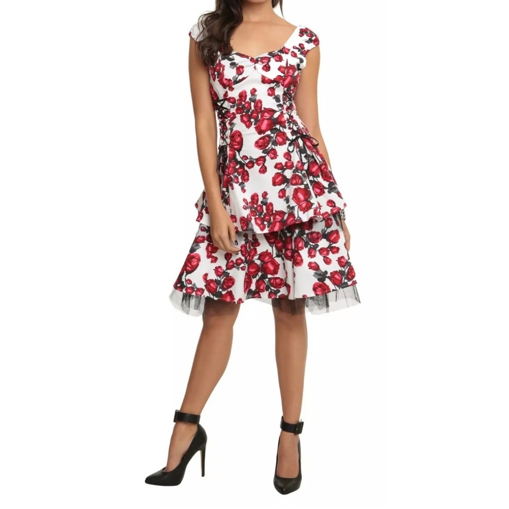 Hearts And Roses Hot Topic‎ Retro Size 8 White Red Rose Swing Rockabilly Dress